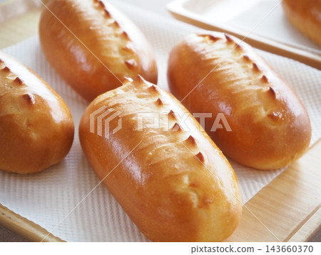 美味的自製牛奶麵包 美味的自製牛奶麵包 143660370