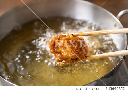 炸雞烹飪 炸雞烹飪 143660852