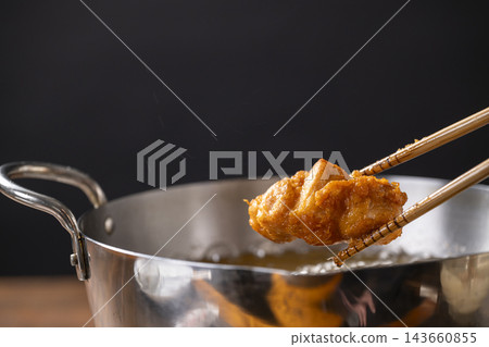 炸雞烹飪 143660855