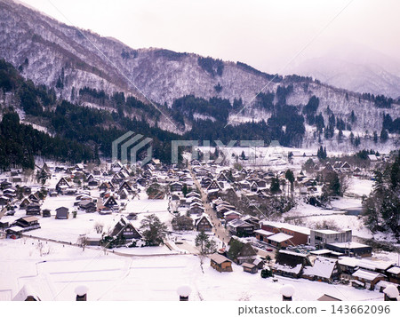 View of Shirakawa-go, mountains and snow View of Shirakawa-go, mountains and snow 143662096
