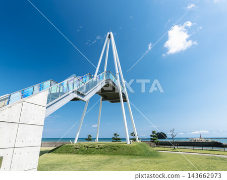 Himinoe Park Observation Deck on a clear autumn day, Himi City, Toyama Prefecture Himinoe Park Observation Deck on a clear autumn day, Himi City, Toyama Prefecture 143662973