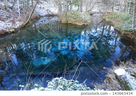 Early winter scenery at Kaminoko Pond, Hokkaido 143663434