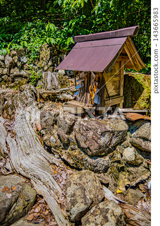 岡山縣新見市立新戶神社 岡山縣新見市立新戶神社 143665983