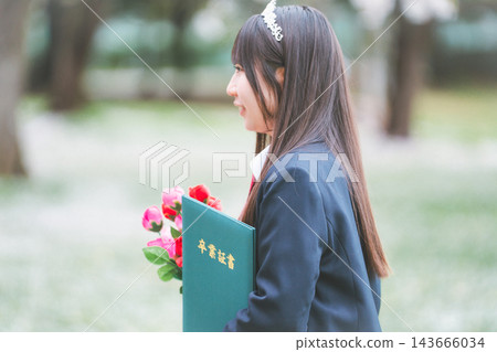 high school girl, graduate, graduation 143666034