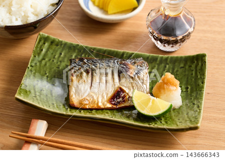 鹽烤鯖魚 鹽烤鯖魚 143666343