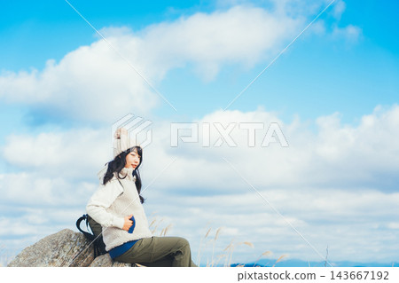 登頂的女人 143667192