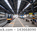 [Malaysia] Historic platforms and modern trains at Kuala Lumpur Station 143668090