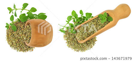 Oregano or marjoram leaves fresh and dry in wooden bowl and scoop isolated on white background. Top view. Flat lay 143671979