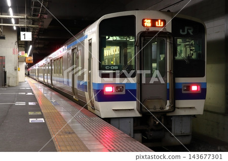 [JR-W] 山陽幹線213系列列車（6輛編組列車：岡山⇔三原） 143677301