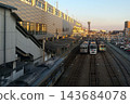 2026年10月9日，秩父鐵道熊谷站的傍晚景色。一列普通的列車正駛向秋天。 143684078