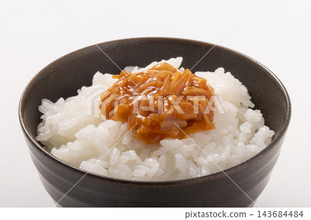 明太子（辣鱈魚子）、滑子菇、米飯 143684484