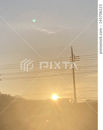 清晨的陽光 143706223