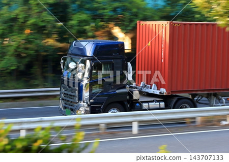 拖車圖像 拖車圖像 143707133