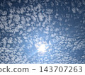 漂浮在天空中的雲彩 143707263