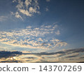 多雲的早晨 143707269