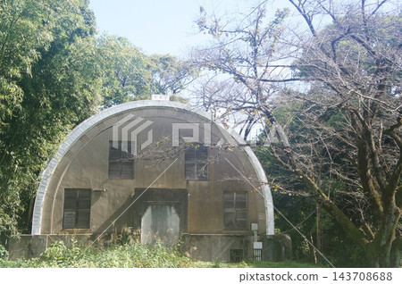 日本國立天文台高蒂埃子午線望遠鏡室外觀,這是一棟歷史建築。 日本國立天文台高蒂埃子午線望遠鏡室外觀,這是一棟歷史建築。 143708688