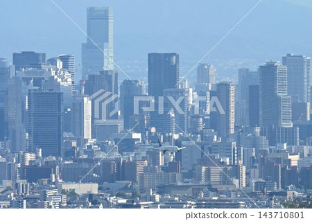 池田市馬尤山:馬尤平展望台可將大阪伊丹機場的全景盡收眼底。 池田市馬尤山:馬尤平展望台可將大阪伊丹機場的全景盡收眼底。 143710801