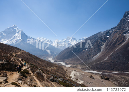 Everest base camp trekking path in Dingboche area, Nepal 143723972