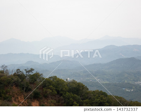 台灣第35座小山峰火岩山登山路線沿途風景。 台灣第35座小山峰火岩山登山路線沿途風景。 143732337