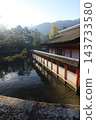 位於廣島縣宮島市的世界遺產嚴島神社（幸神社和鏡之池）景色優美，秋季賞楓時節遊客絡繹不絕。 143733580