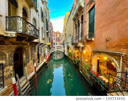Canals of Venice, Italy 143733650