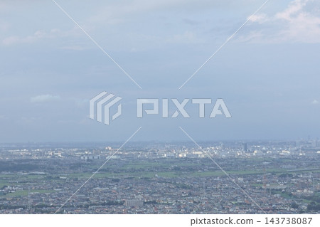 從平塚市湘南平展望台俯瞰風景,這裡自然風光保存完好。 從平塚市湘南平展望台俯瞰風景,這裡自然風光保存完好。 143738087