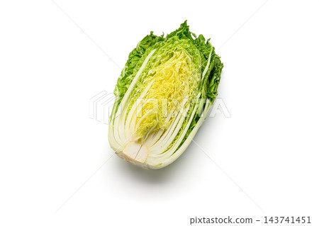 縱向切開的捲心菜的橫截面 縱向切開的捲心菜的橫截面 143741451