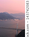 The Kanmon Bridge connects Honshu and Kyushu (Kitakyushu City, Fukuoka Prefecture, and Shimonoseki City, Yamaguchi Prefecture). 143742083