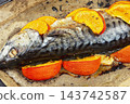 Homemade roasted mackerel with mandarin slices 143742587