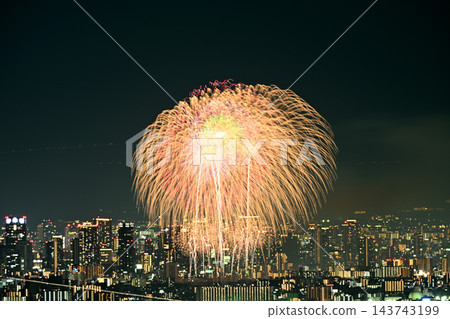 秋高氣爽的天空；2026年浪速淀川煙火大會；從五月山遠眺。 143743199