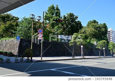 伊丹城(有岡城)和車站前的道路 伊丹城(有岡城)和車站前的道路 143745646
