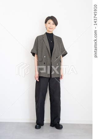 女士全身時尚搭配 143745910