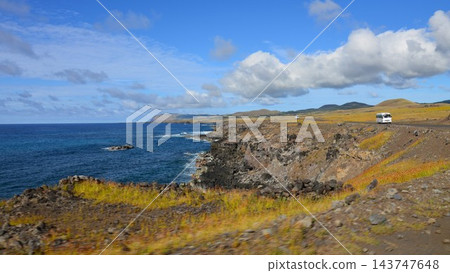 復活節島：南太平洋上一個神秘而孤立的島嶼。 143747648