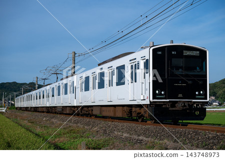 JR九州305系,築肥線,普通列車 JR九州305系,築肥線,普通列車 143748973