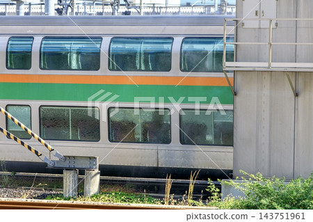 E231系列列車正在東京通用汽車車輛中心清洗 143751961