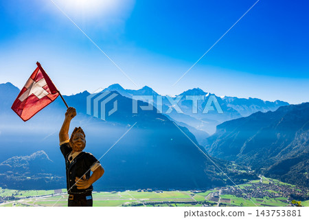 從瑞士哈德昆觀景台看到的少女峰山脈。 143753881