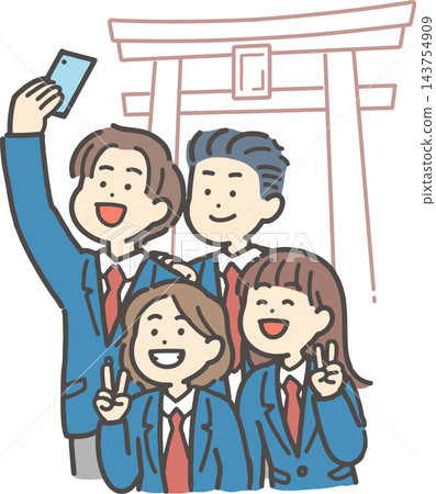 四名國中學生在鳥居前自拍。 143754909