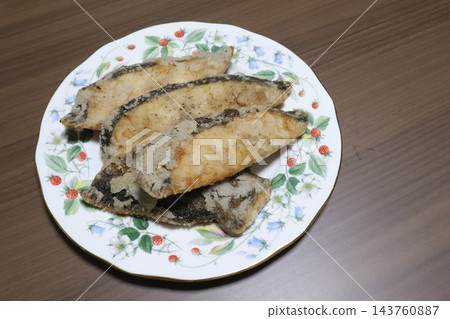 炸雞胸肉 炸雞胸肉 143760887