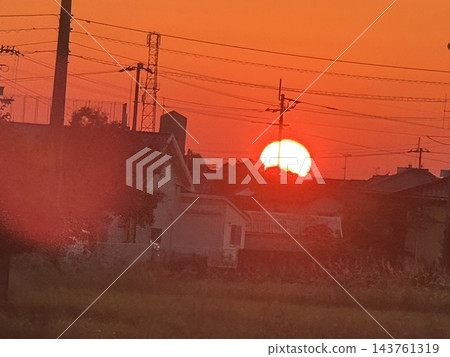 2026年9月30日，卡通城日落 143761319