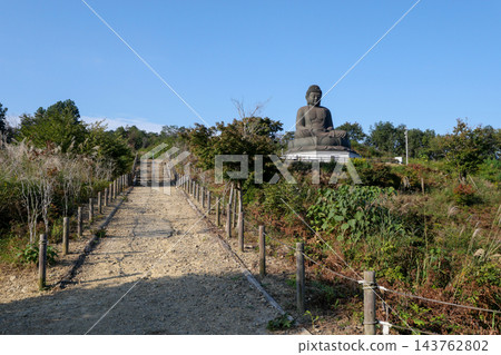 東京,秋天,日之出町,鹿野大佛引道 東京,秋天,日之出町,鹿野大佛引道 143762802