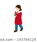一位身著冬裝的女子手持飲料行走的等距插圖。 143764129