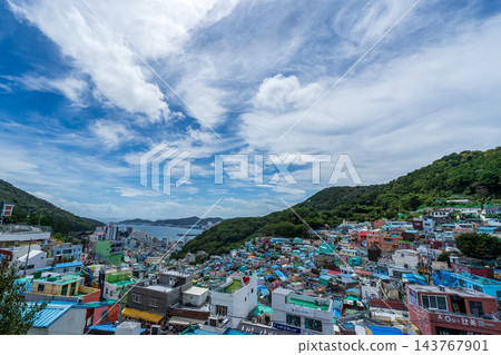 釜山甘川文化村的景色 143767901
