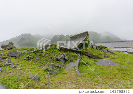 岩手縣田野畑村的災害遺跡:明戶海岸的海堤,在東日本大地震期間遭到海嘯破壞。 岩手縣田野畑村的災害遺跡:明戶海岸的海堤,在東日本大地震期間遭到海嘯破壞。 143768851