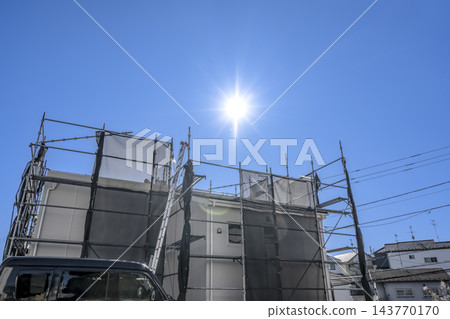 獨立式住宅的屋頂和外牆翻修工程 143770170