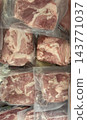 真空包裝的小塊豬肉（塊狀/塊狀） 143771037