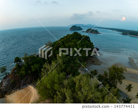 Top view Sea Shore at southeast asia Thailand beautiful seacoast in summer season, Nature environment and Travel background Top view Sea Shore at southeast asia Thailand beautiful seacoast in summer season, Nature environment and Travel background 143774411