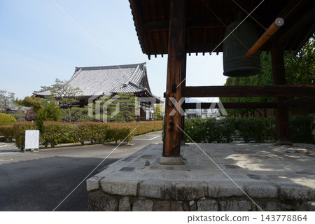 阿彌陀寺：京都市上京區鶴山町本堂及鐘樓 143778864