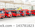 消防車停在消防站 143781823