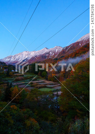 251104 秋山鄉的雪山鳥兜山和梯田（小赤澤） 143784198