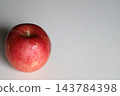Delicious apple 143784398